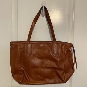 Fossil Sydney Tote!